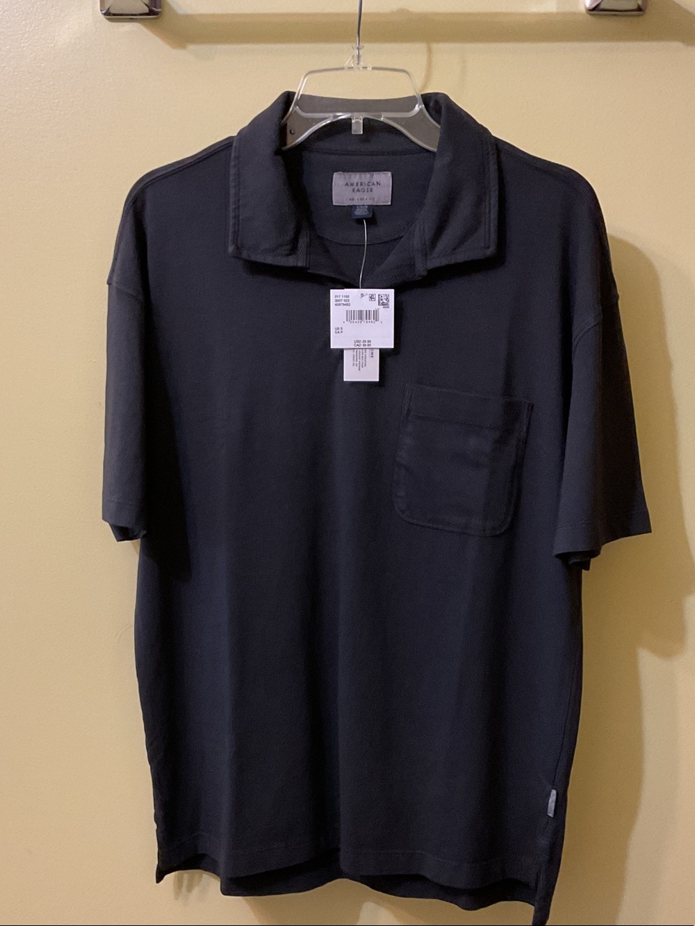 American Eagle Outfitters Black Short-Sleeve Pocket Polo